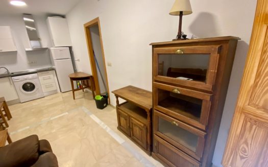 Estupendo apartamento de un dormitorio con agua incluida cerca de Recogidas