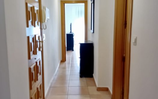 Excelente piso de 2 dormitorios con calefacción incluida junto a Acera del Darro