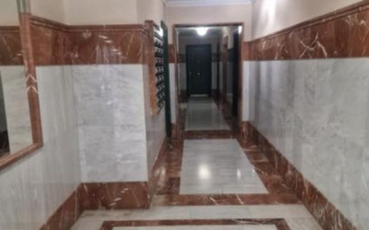 Piso de 3 dormitorios en Plaza Einstein – en granada
