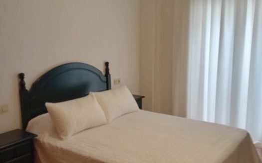 Excelente piso de 2 dormitorios con calefacción incluida junto a Acera del Darro