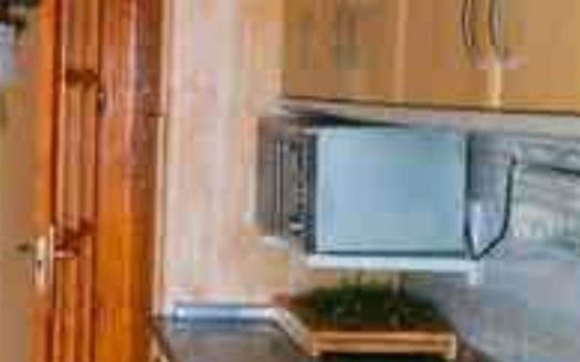 Piso de 3 dormitorios en Caseria Montijo en Granada
