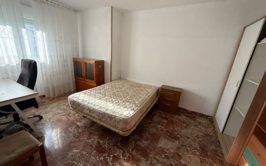 Piso de 3 dormitrios en Camino de Ronda