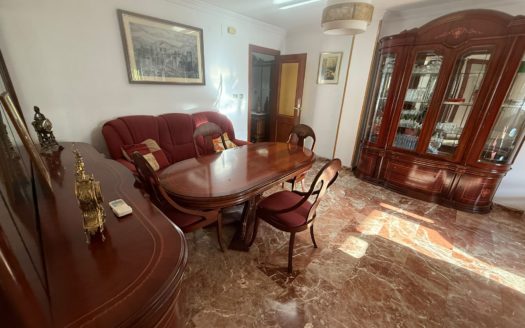 Piso de 3 dormitrios en Camino de Ronda
