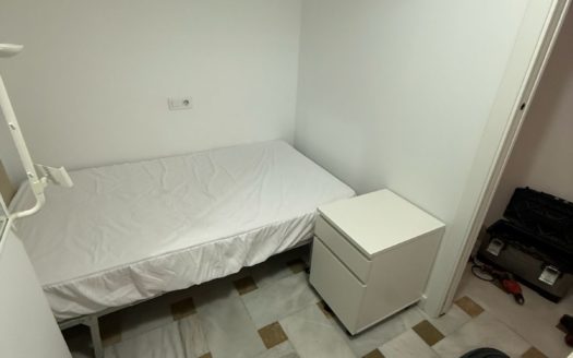 Piso de 3 dormitorios junto Gran Vía