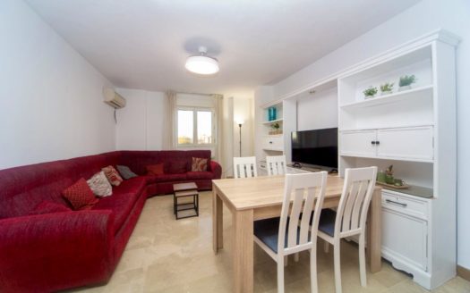Excelente piso de 5 dormitorios y 3 baños en Camino de Ronda